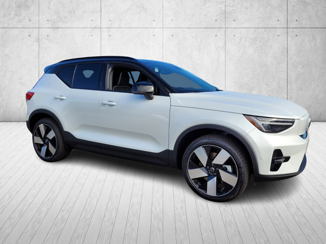 2024 Volvo XC40 Recharge Pure Electric 